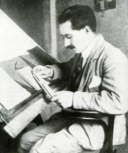 Gianni-Caproni-al-tavolo-da-disegno