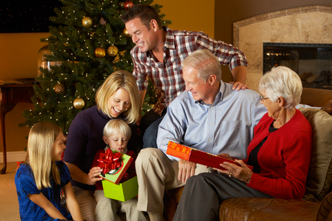 Natale-nonni-famiglia-nipoti