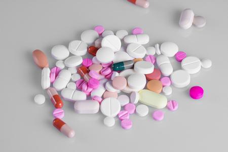 © Kmariok7 | Dreamstime.com - Diferent Tablets Pills Photo
