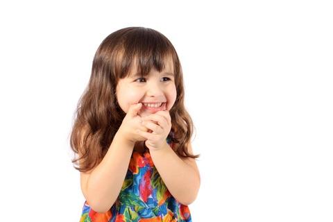Bambina tre anni parolacce Gvictoria| Dreamstime.com