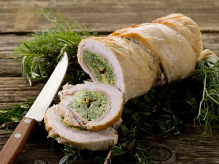 ricetta rolata tacchino ripieno spinaci marcomayer-dreamstime