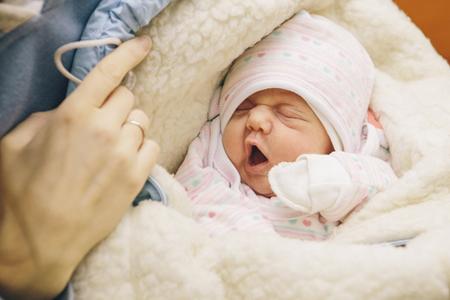 bambina neonata