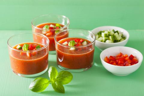 ricetta gazpacho zuppa fredda pomodoro